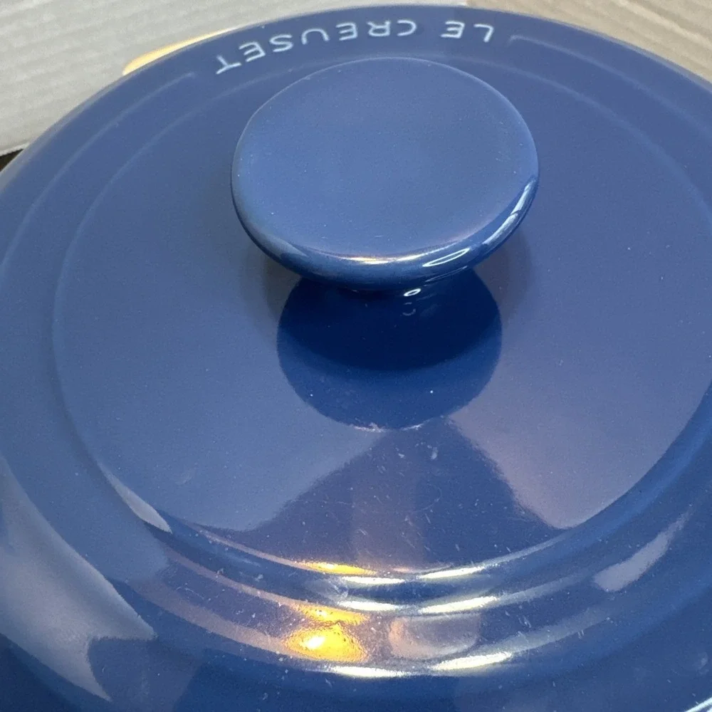 Le Creuset Blue Enameled Shallow Round Oven Casserole Baking Dish 2 & 3/4-Qt